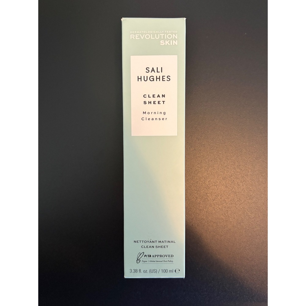 Revolution Skincare Sali Hughes Clean Sheet Morning Cleanser 100ml Gel to Milk